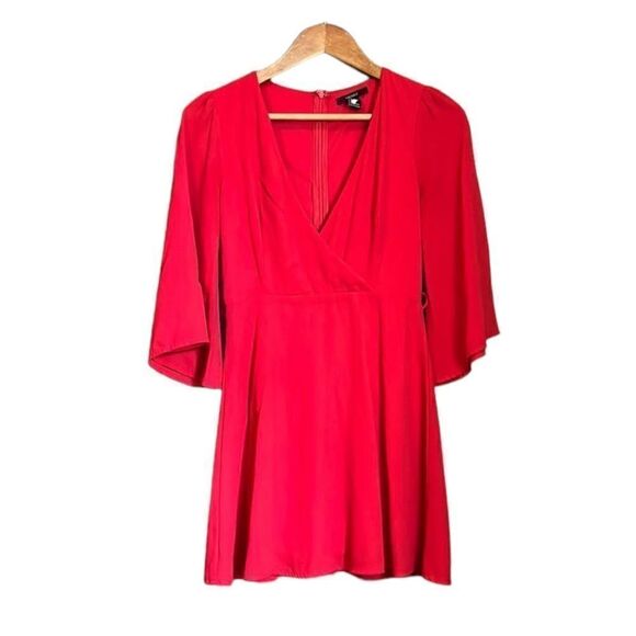 Forever 21 red flowy dress 3/4 sleeves. - Picture 1 of 8